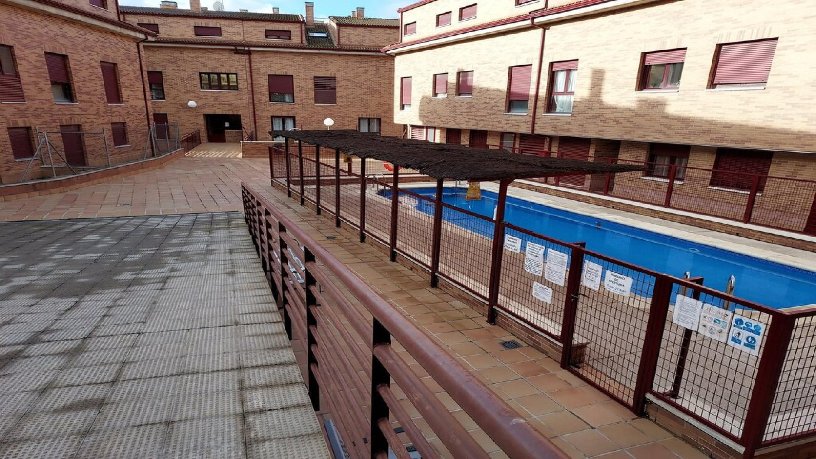 Garage for sale in calle Arenal