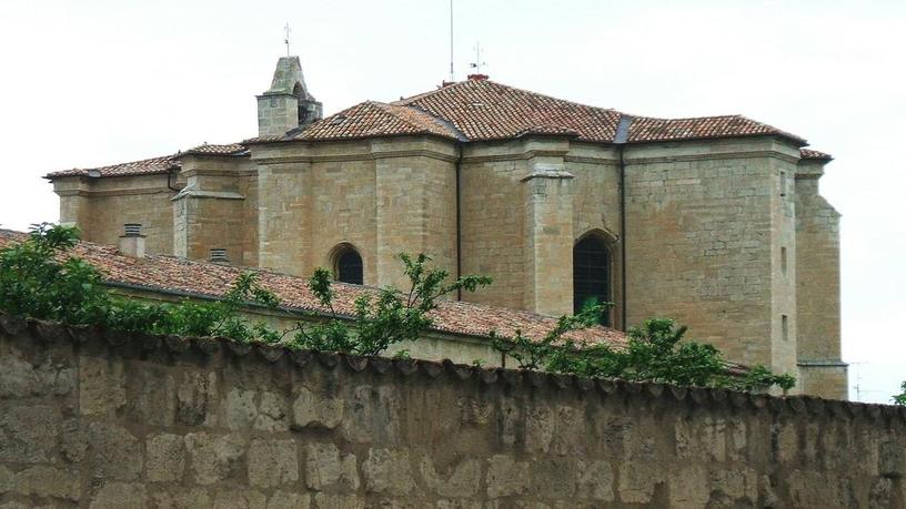 Chalet adosado en venta en calle Quintana