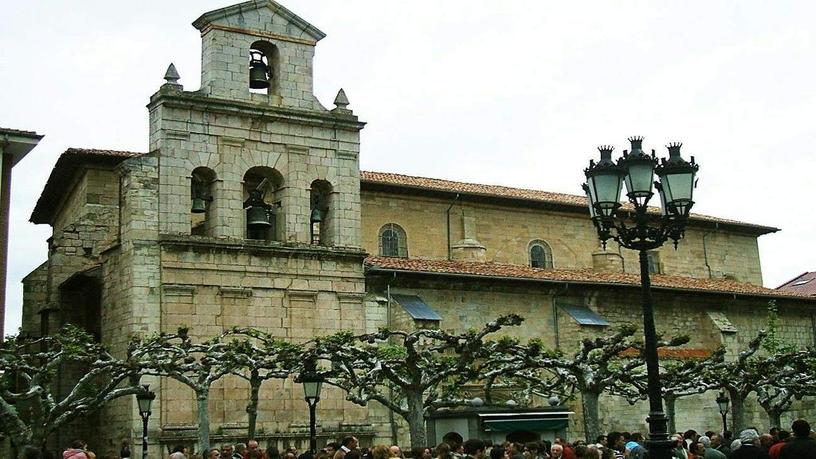 Chalet adosado en venta en calle Quintana