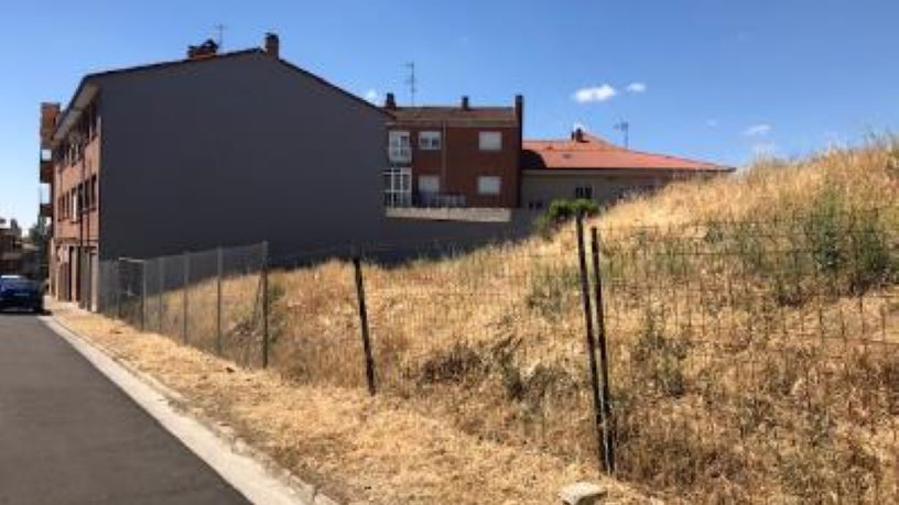 Terreno en venta en calle Gongora-gerardo Diego