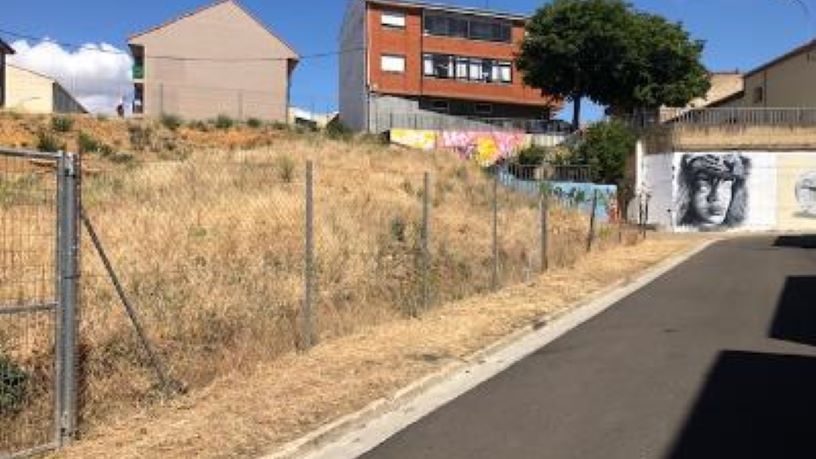 Terreno en venta en calle Gongora-gerardo Diego