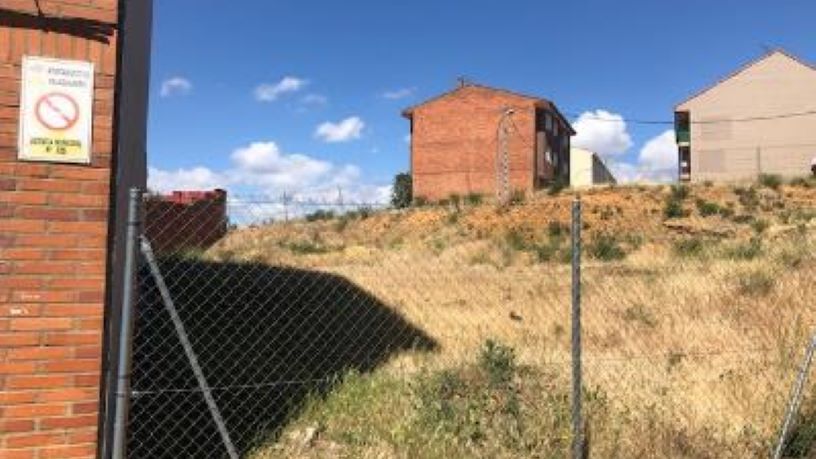 Terreno en venta en calle Gongora-gerardo Diego