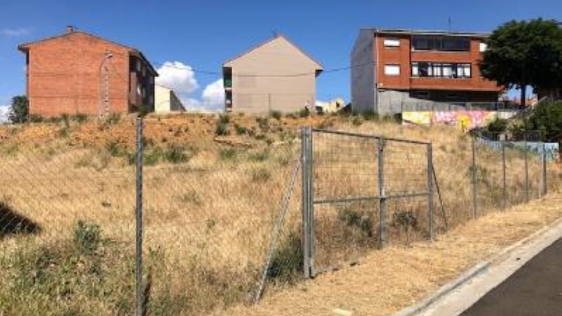 Terreno en venta en calle Gongora-gerardo Diego
