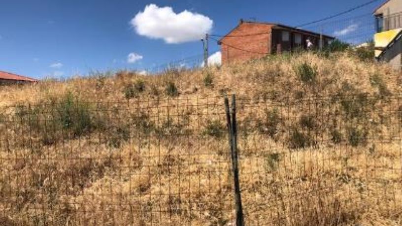 Terreno en venta en calle Gongora-gerardo Diego