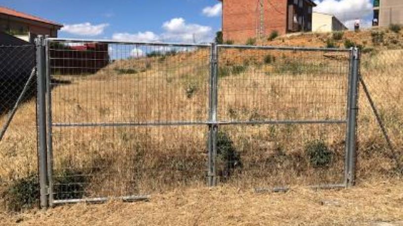 Terreno en venta en calle Gongora-gerardo Diego