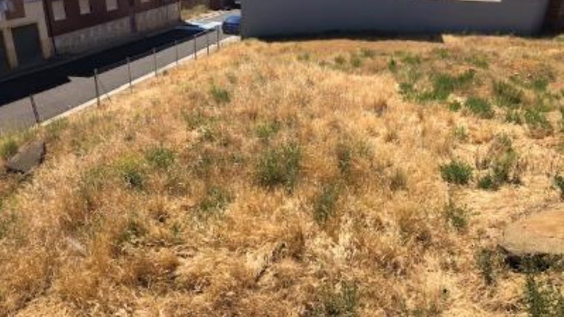 Terreno en venta en calle Gongora-gerardo Diego