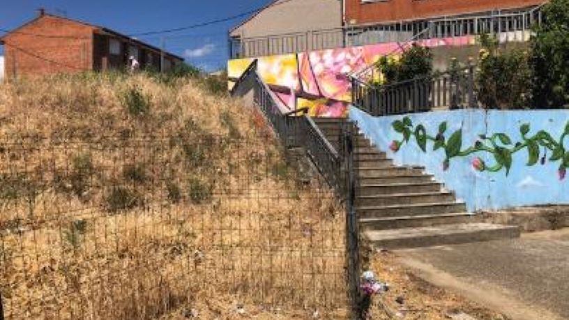 Terreno en venta en calle Gongora-gerardo Diego