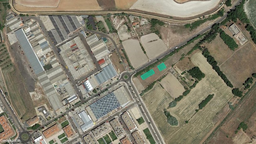 Terreno urbanizable en venta en calle Area 7   V.c