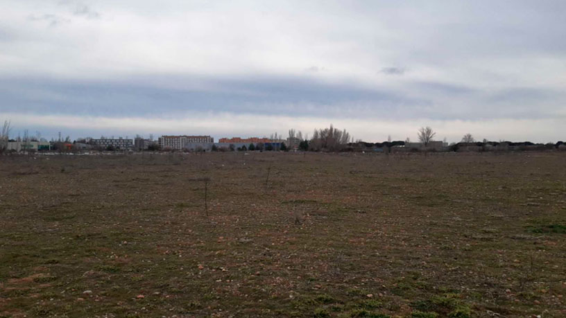 Terreno urbanizable en calle Segovia, Valladolid, Valladolid