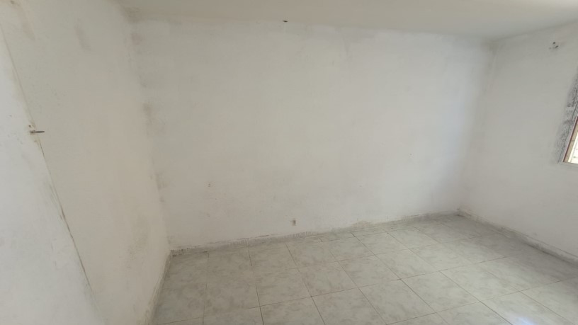 Piso en venta en calle Simancas del Grupo San Roque 25-27