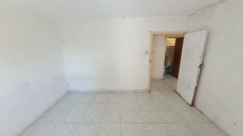 Piso en venta en calle Simancas del Grupo San Roque 25-27