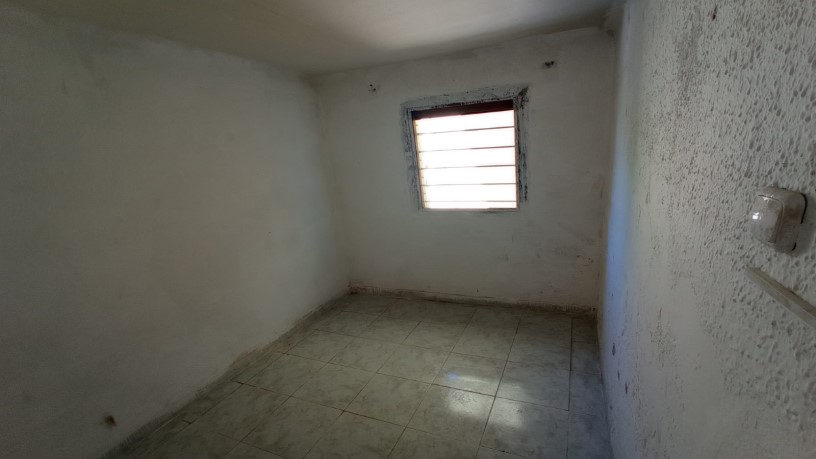 Piso en venta en calle Simancas del Grupo San Roque 25-27