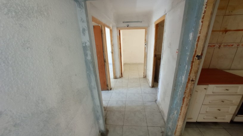 Piso en venta en calle Simancas del Grupo San Roque 25-27