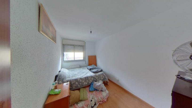 Flat for sale in calle Lluis Companys