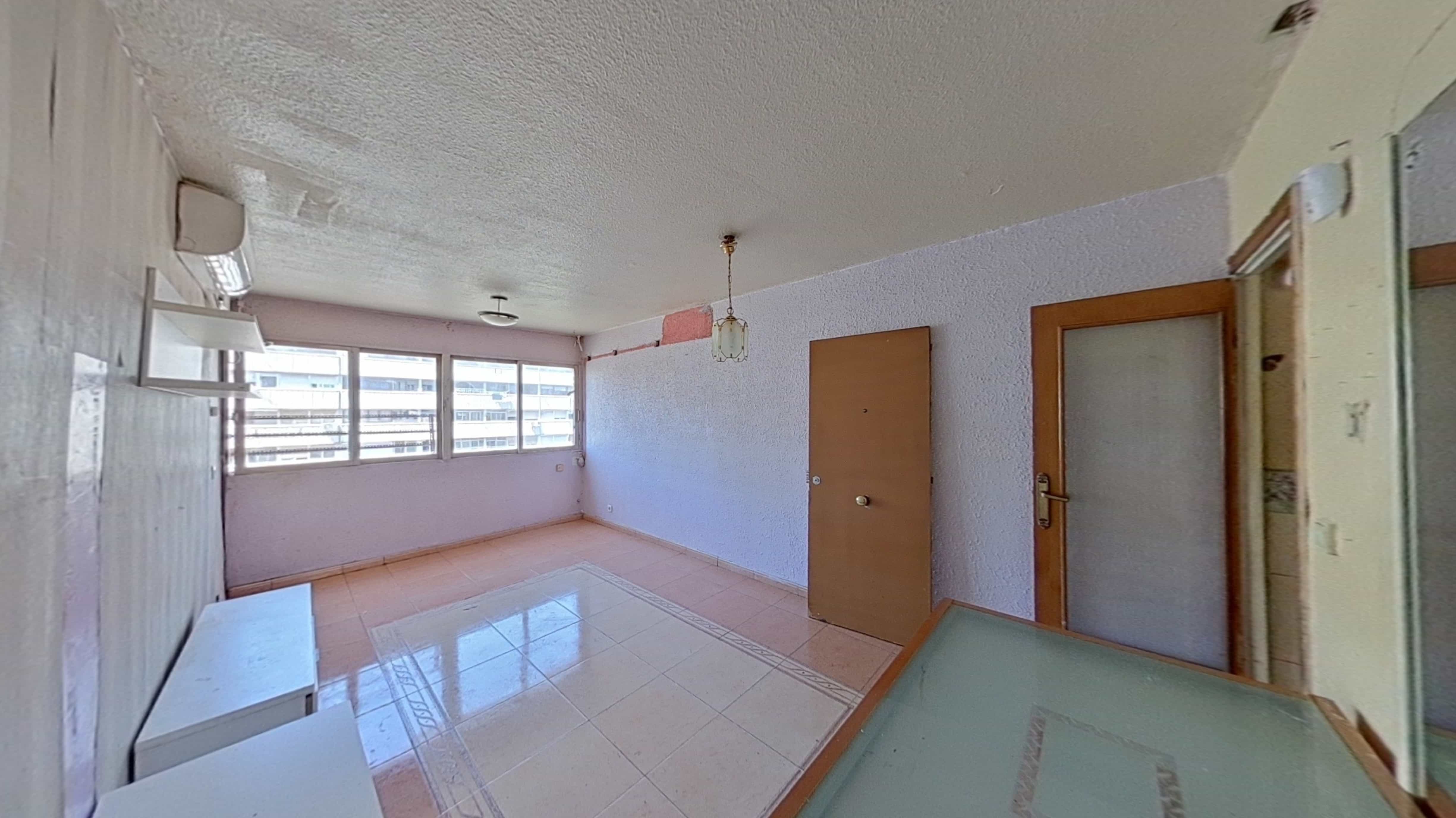 Flat for sale in calle Llevant