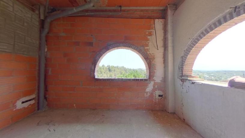 Townhouse for sale in calle Corbera