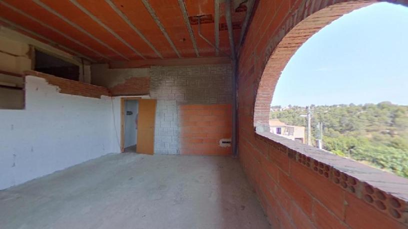 Townhouse for sale in calle Corbera