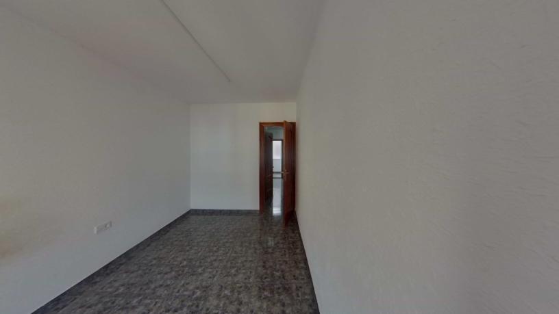 Flat for sale in calle Garrotxa