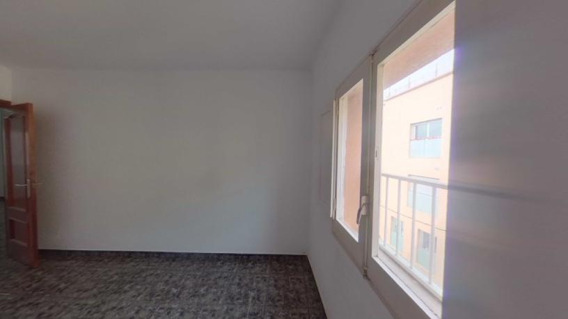Flat for sale in calle Garrotxa