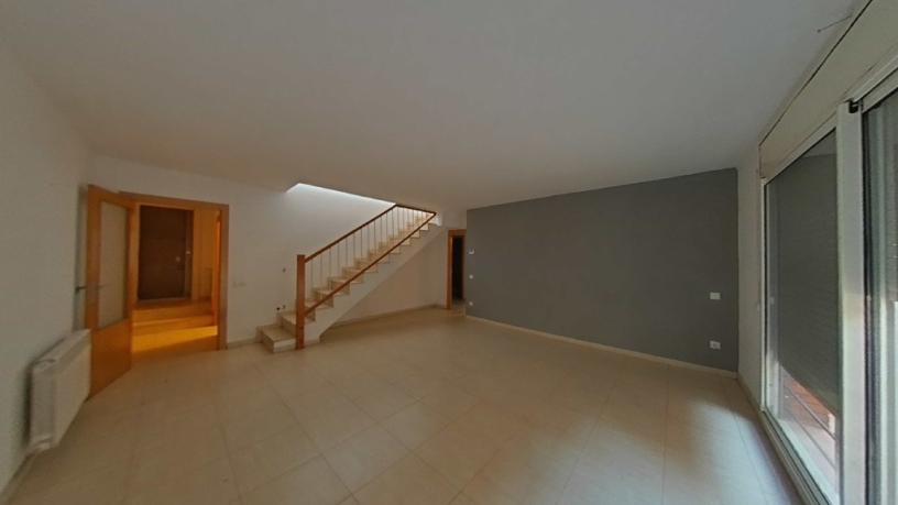 Chalet adosado en venta en calle Jordi Rubio I Balaguer de