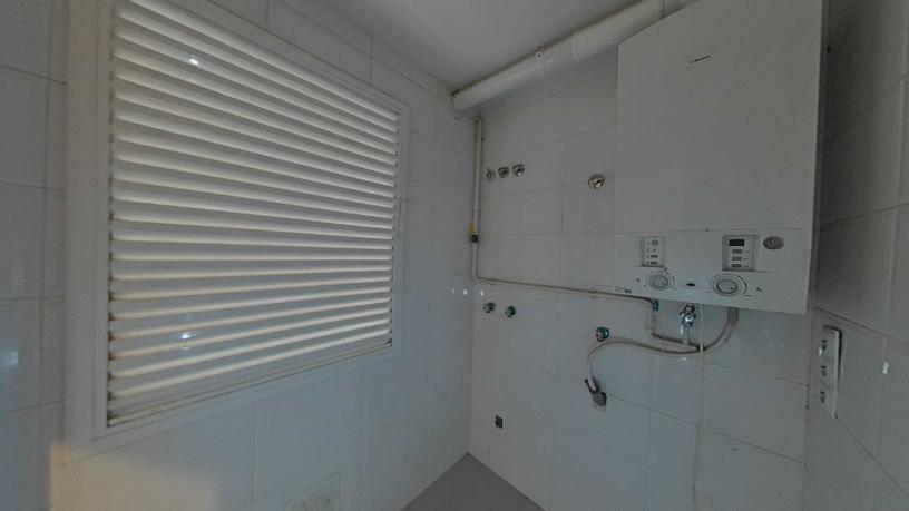 Chalet adosado en venta en calle Jordi Rubio I Balaguer de