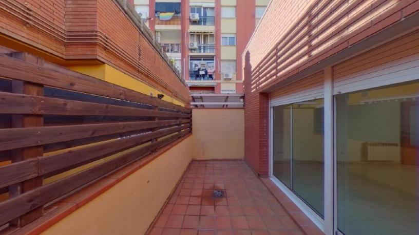 Chalet adosado en venta en calle Jordi Rubio I Balaguer de