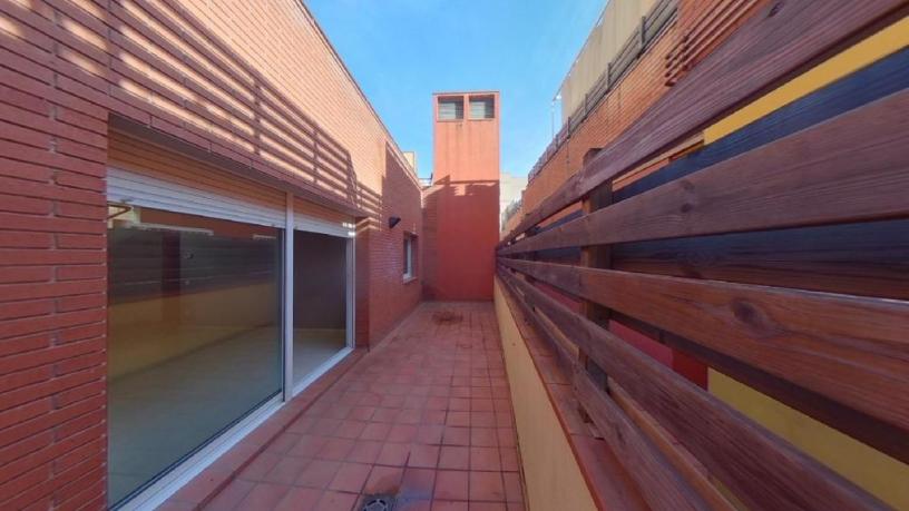 Chalet adosado en venta en calle Jordi Rubio I Balaguer de