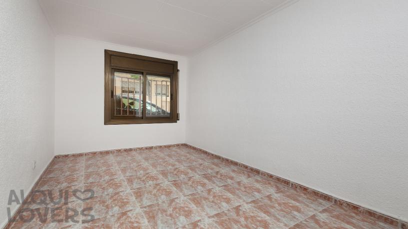 Flat for sale in calle Garrofers