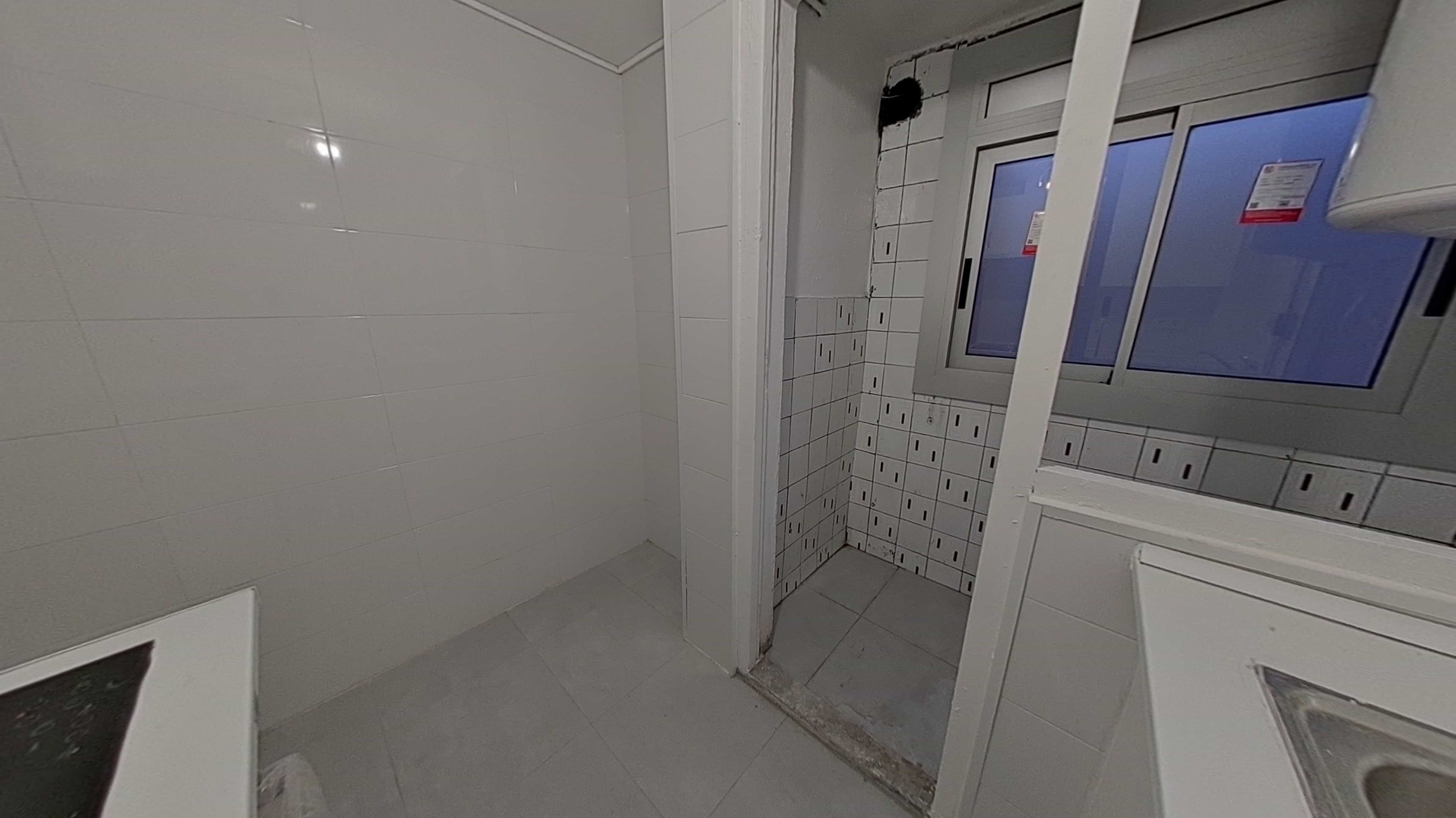 Flat for sale in calle Cova Simanya
