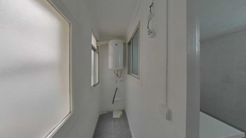 Flat for sale in rbla Nova