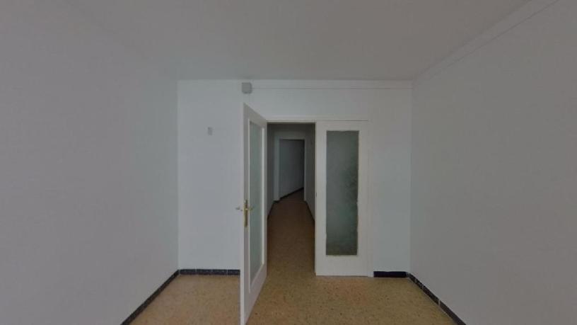Flat for sale in rbla Nova