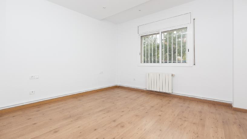 Flat for sale in calle Rafael de Campalans