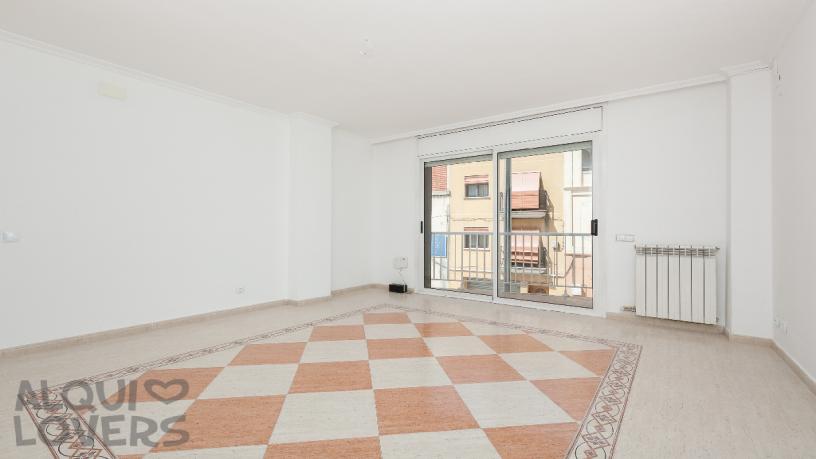 Piso en venta en calle Montserrat