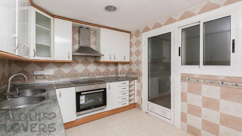 Piso en venta en calle Montserrat