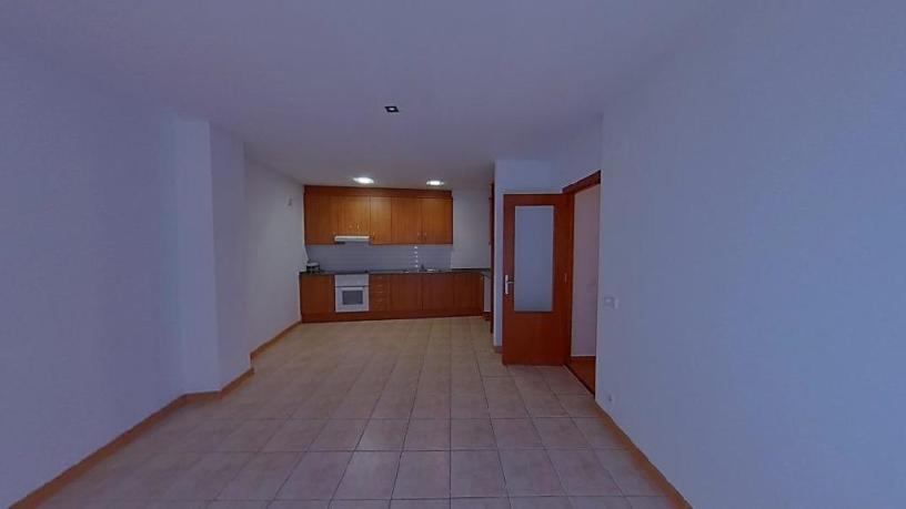 Flat for sale in psaje Miro