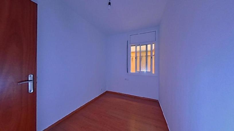 Flat for sale in psaje Miro