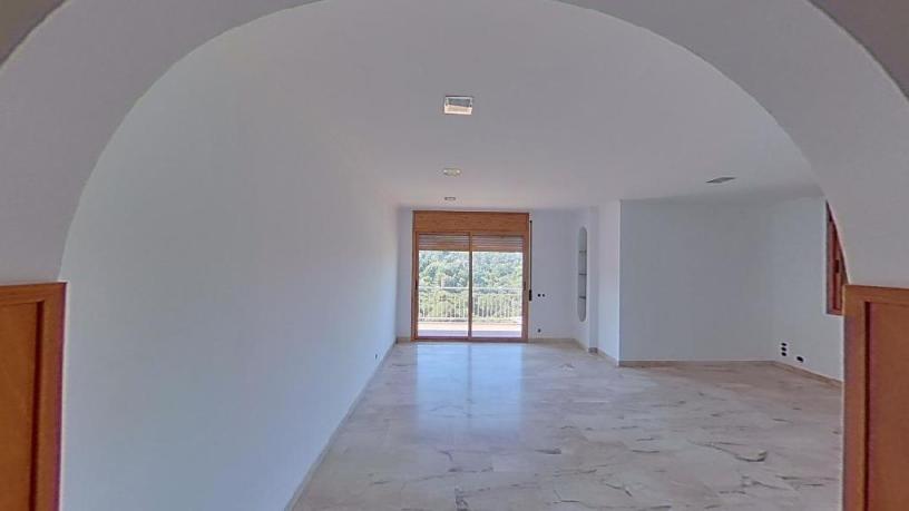 Townhouse for sale in urb Rives Blaves