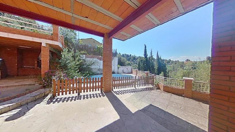 Townhouse for sale in urb Rives Blaves