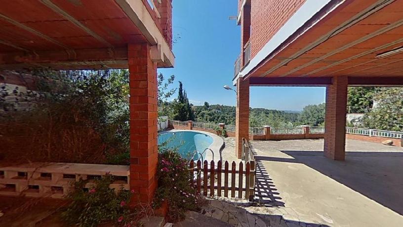 Townhouse for sale in urb Rives Blaves