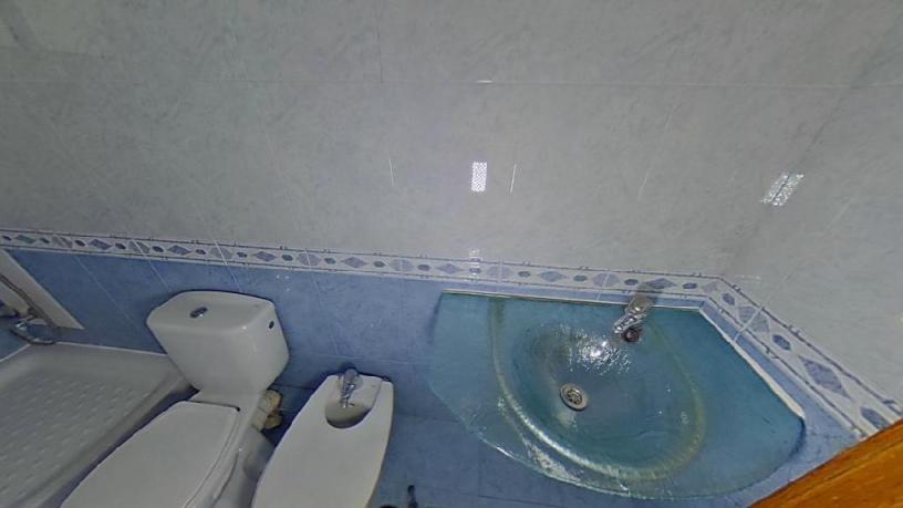 Flat for sale in calle Monturiol