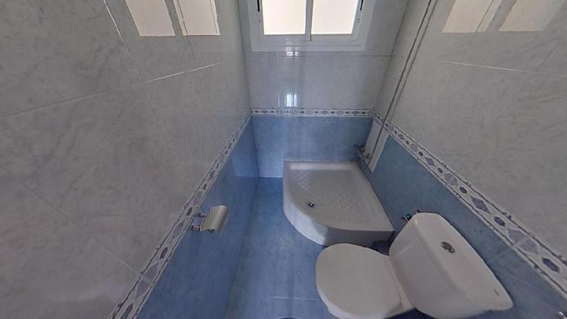 Flat for sale in calle Monturiol