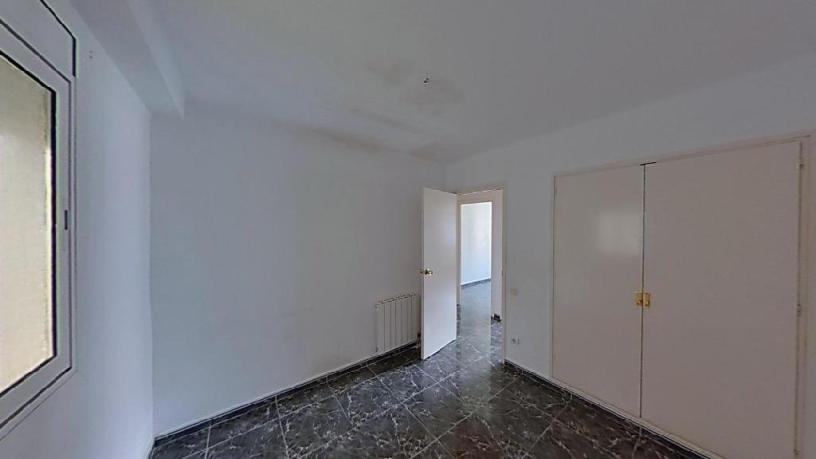 Flat for sale in calle Monturiol