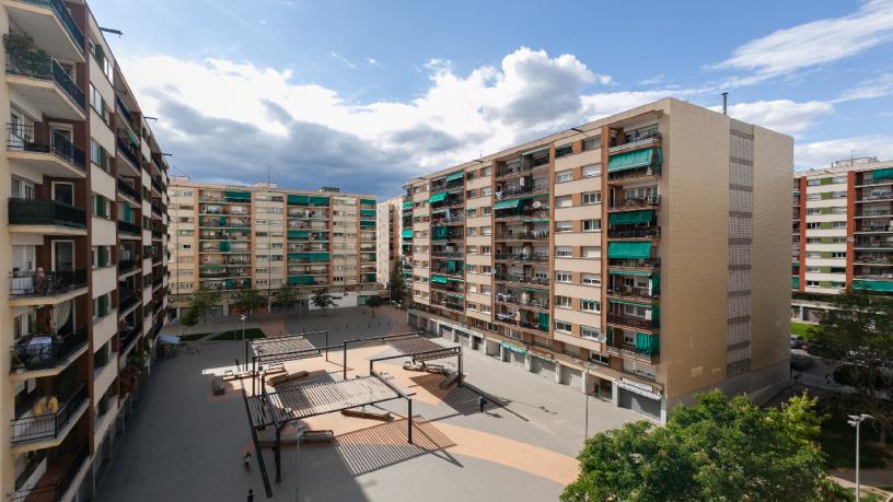 Flat for sale in calle Monturiol