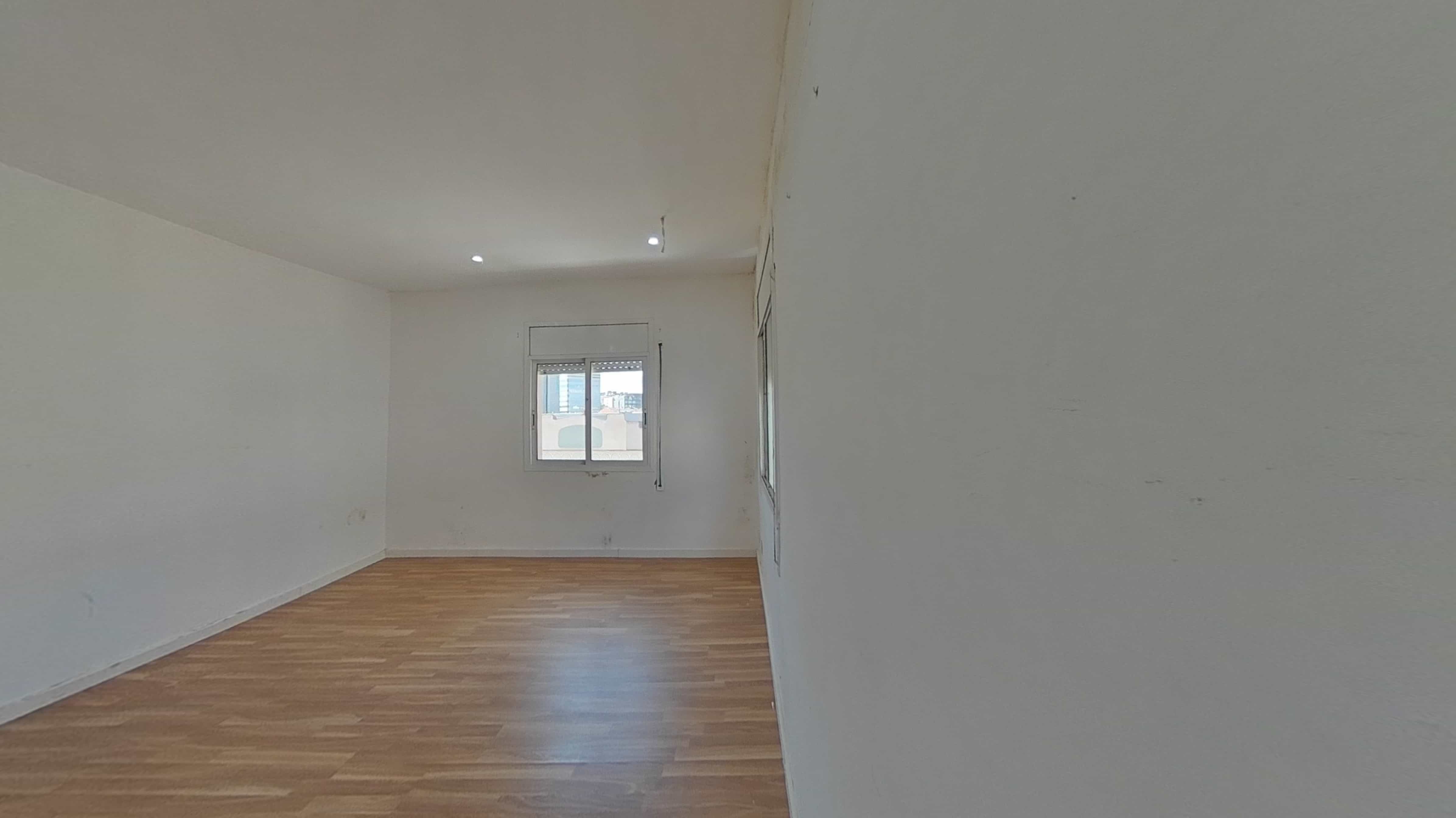 Flat for sale in calle Borras