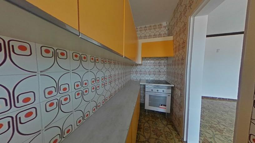 Flat for sale in calle Salvat Papasseit