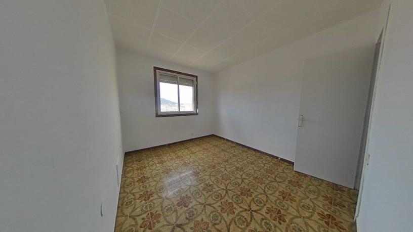Flat for sale in calle Salvat Papasseit