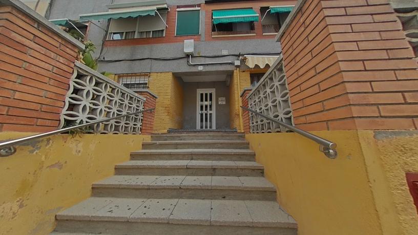 Flat for sale in calle Salvat Papasseit