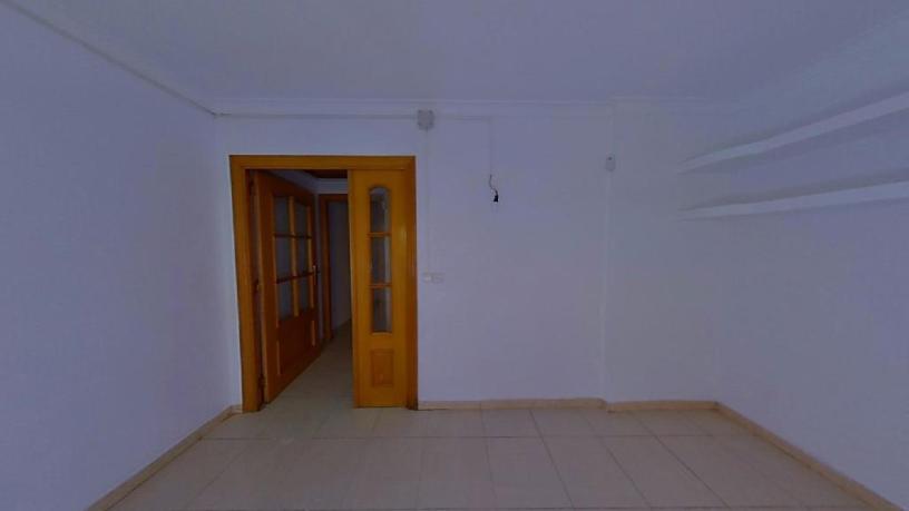 Flat for sale in calle Llinars del Valles