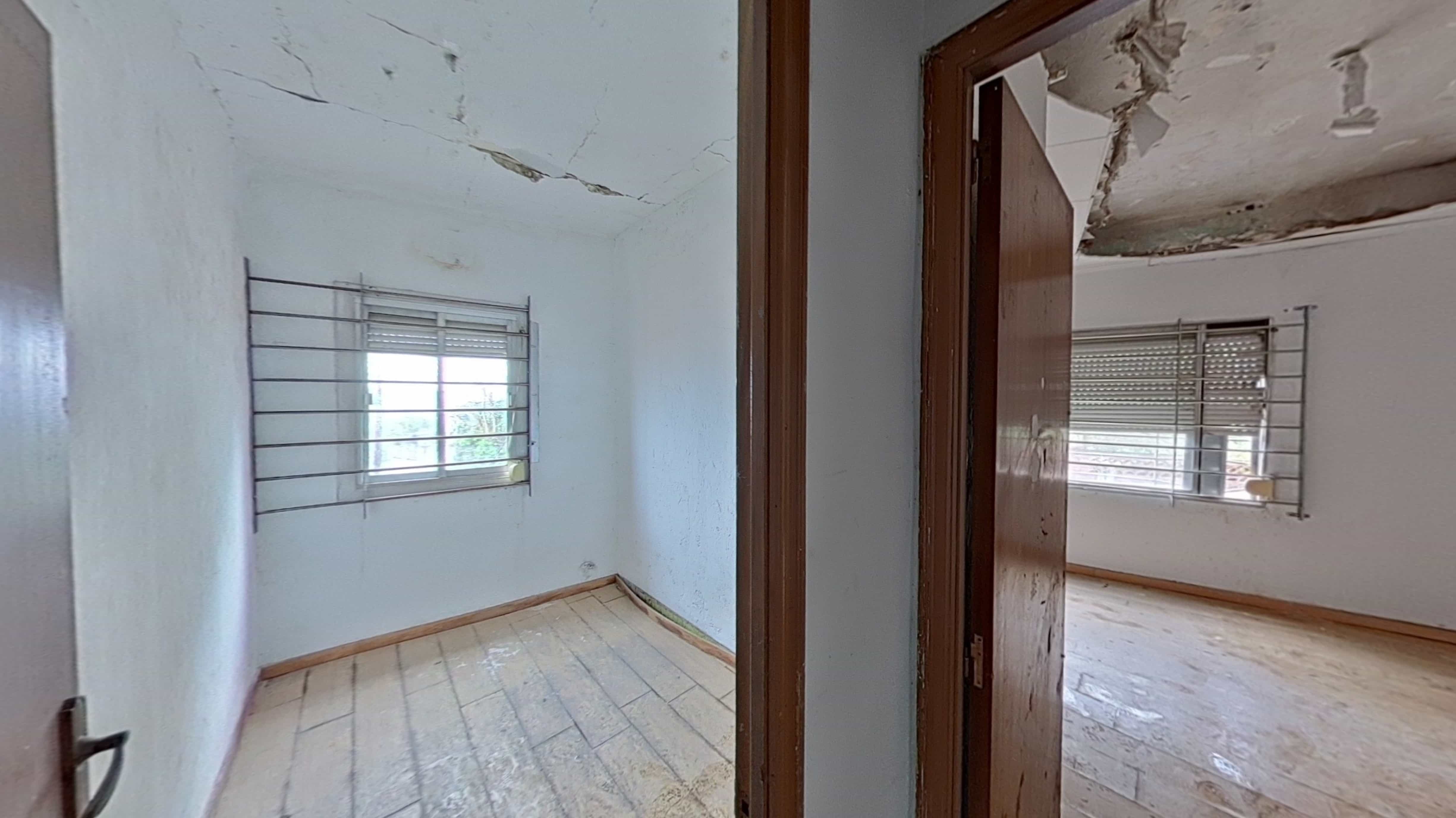 Chalet adosado en venta en calle Palau Solita