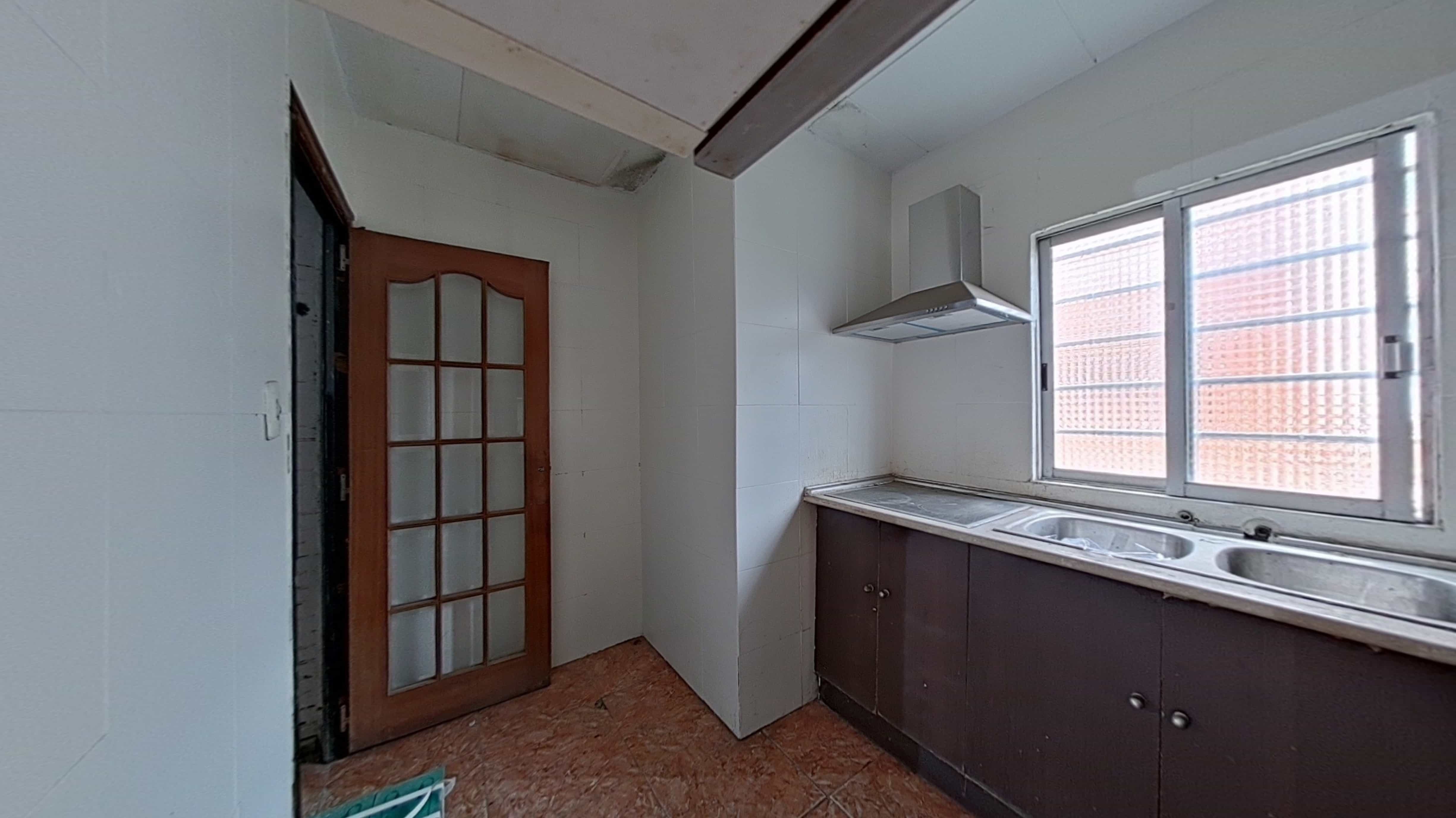 Chalet adosado en venta en calle Palau Solita